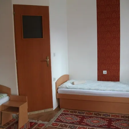 Vendégház Sziklakert Panzió Korond